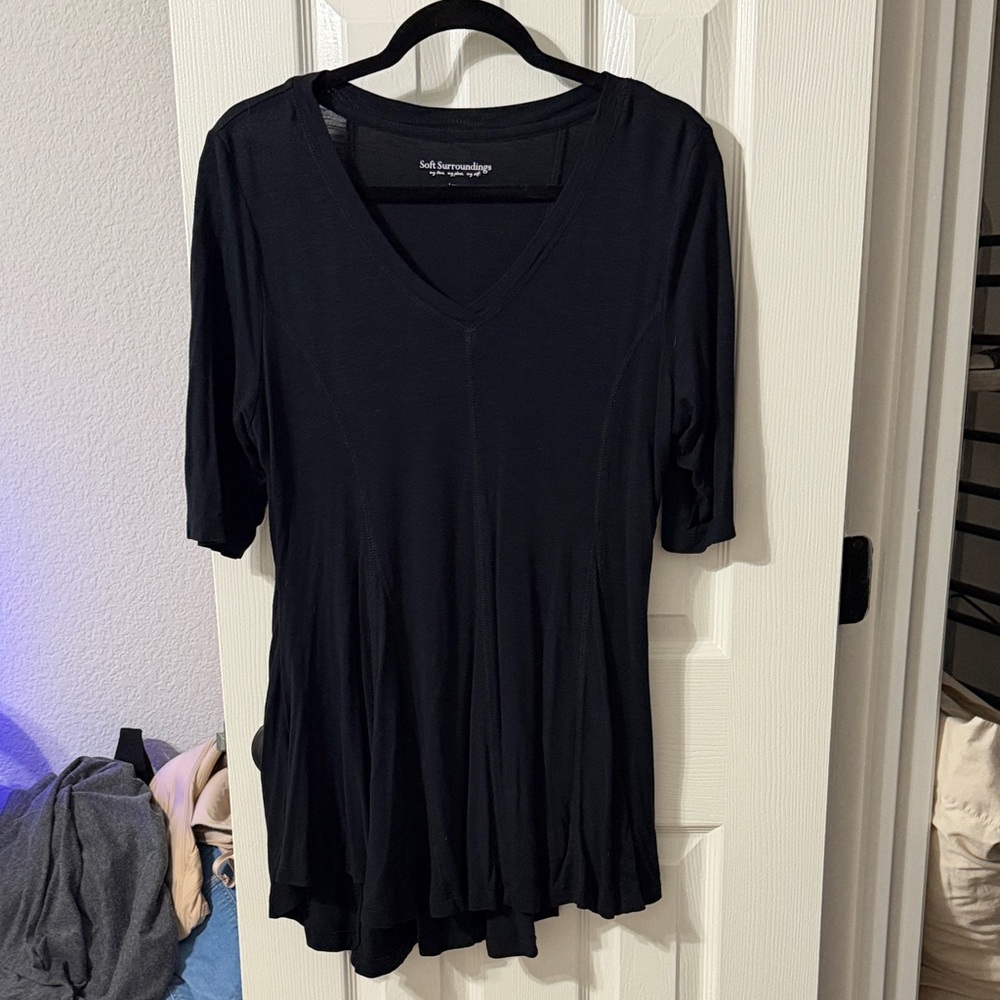Soft surroundings Black Women's Top